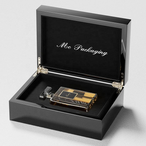 تصميم مخصص إبداعي فاخر بيانو Mdf ورنيش تغليف علبة هدية عطر فارغ زجاجة 100 مل صندوق عطر خشبي من الجلد العربي