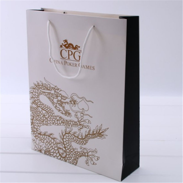 شعار خاص مخصص طباعة أسود كبير مخصص للتسوق الفاخرة حقائب ورقية هدية مميزة مع مقبض