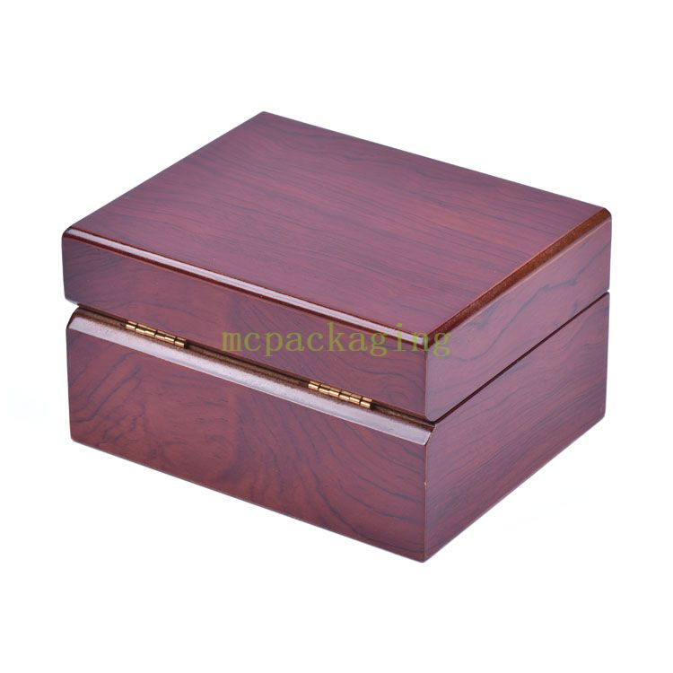 صندوق تعبئة الساعات الخشبية اللامعة الفاخرة المخصصة من WoodBox Factory