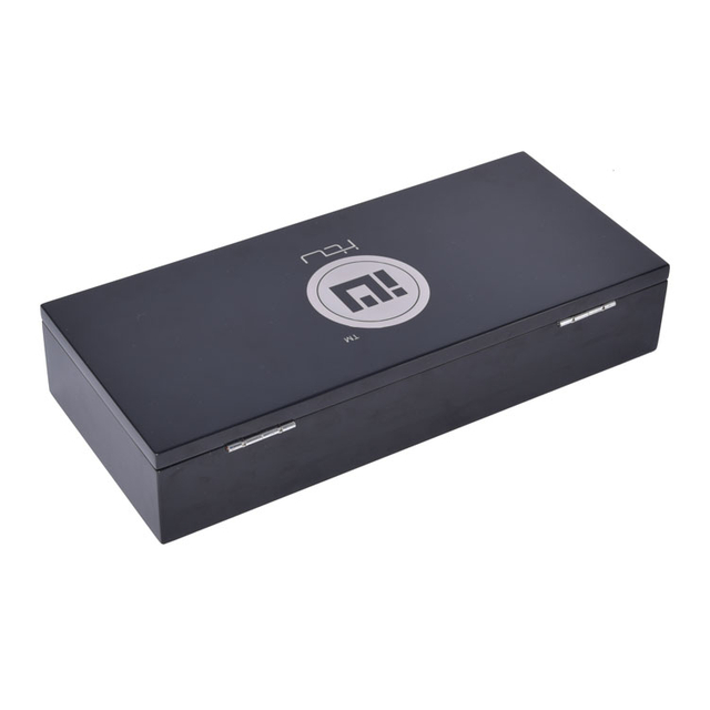 صندوق عطور مضمن للطلاء الأسود عالي اللمعان