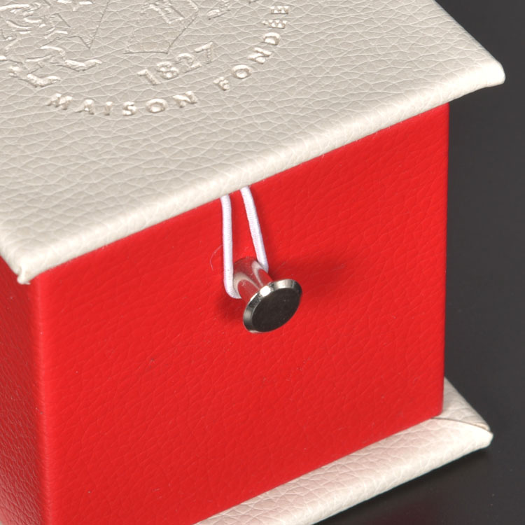 بيع علبة المباراة الافتتاحية الكهربائية المحمولة مجلد مفتاح Attar Genuine Leather Sounder Book Book Pu Packaging